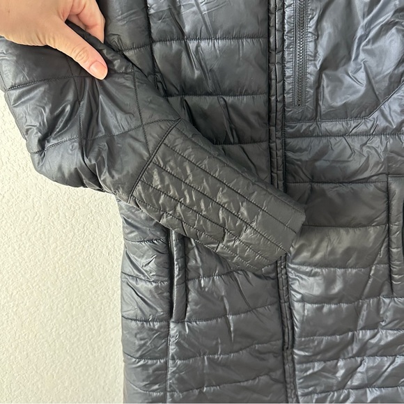 PATAGONIA Womens Radalie Black Puffer Parka SZ XS - Picture 5 of 9